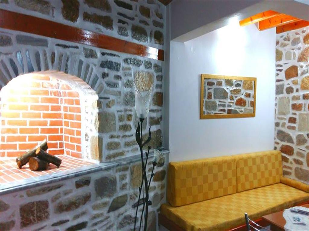 Akadia Syros
